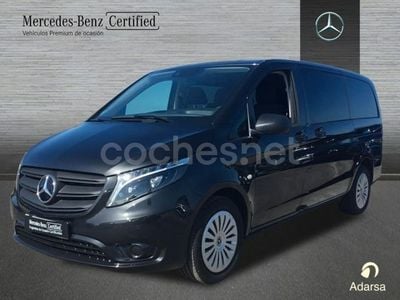 Mercedes V220