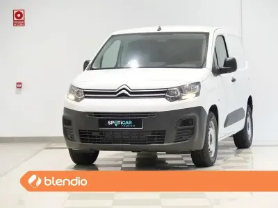 Usado Citroën Berlingo PureTech 110 CV (80 kW) 2023 Blanco Monovolumen