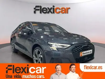 Usado Audi A3 110 CV (80 kW) 2023 Gris / plata Berlina