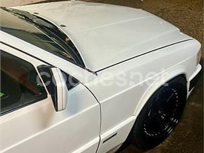Usado Mercedes 190 160 CV (117 kW) 1987 Blanco Berlina