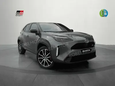 Nuevo Toyota Yaris Sport 130 CV (95 kW) 2025 Gris Utilitario