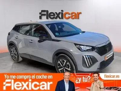 Usado Peugeot 2008 Active 100 CV (73 kW) 2023 Blanco SUV