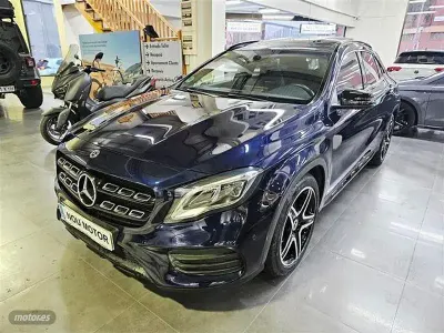 Usado Mercedes GLA200 136 CV (100 kW) 2018 Azul SUV
