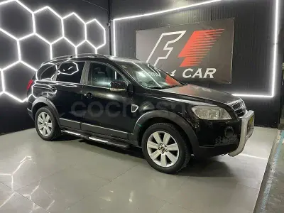 Usado Chevrolet Captiva LS 150 CV (110 kW) 2007 Negro SUV