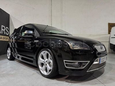 Usado Ford Focus ST 225 CV (165 kW) 2007 Negro Berlina