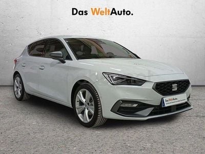 Usado Seat Leon FR 116 CV (85 kW) 2025 Blanco Berlina