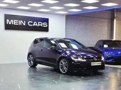 Usado VW Golf VII R 310 CV (228 kW) 2018 Violeta / lila Berlina