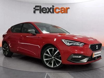 Usado Seat Leon FR 150 CV (110 kW) 2021 Rojo Berlina