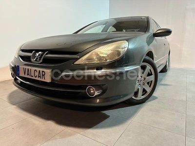 Gris / plata Usado 2006 Peugeot 607 Berlina | 2990 €