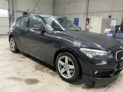 Usado BMW 118 136 CV (100 kW) 2015 Negro Utilitario