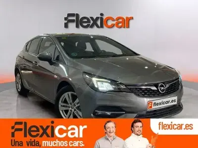 Usado Opel Astra Business Elegance 130 CV (95 kW) 2020 Gris Berlina