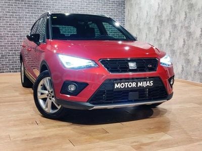 Usado Seat Arona Ecomotive 110 CV (80 kW) 2020 Granate SUV