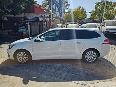 Usado Peugeot 308 SW Allure 130 CV (95 kW) 2020 Blanco Familiar