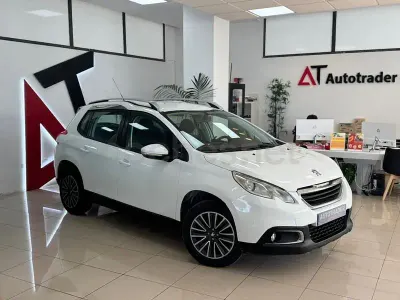 Käytetty Peugeot 2008 Active 92 HP (67 kW) 2014 Valkoinen Katumaasturi