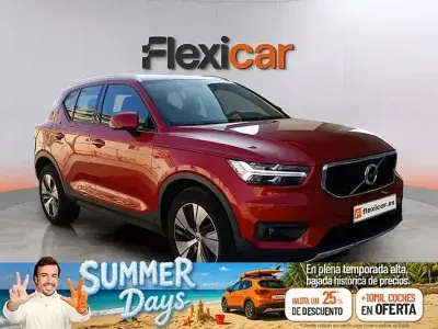 Usado Volvo XC40 163 CV (119 kW) 2020 Rojo SUV
