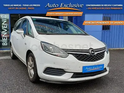 Usado Opel Zafira Tourer Expression 120 CV (88 kW) 2017 Blanco Monovolumen