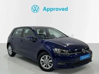 Usado VW Golf VII Edition 115 CV (84 kW) 2020 Azul Berlina
