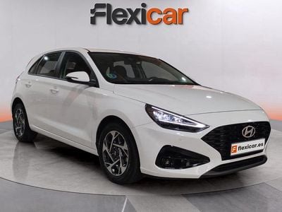 Blanco Usado 2024 Hyundai i30 Berlina | 16.890 € (Precio justo)