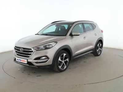 Usado Hyundai Tucson Style 177 CV (130 kW) 2016 Beige SUV