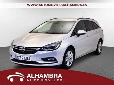 Usado Opel Astra Selective 110 CV (80 kW) 2019 Gris / plata Utilitario