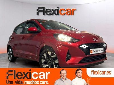 Usado Hyundai i10 67 CV (49 kW) 2023 Rojo Utilitario