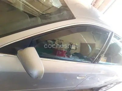 Usado Audi A6 130 CV (95 kW) 2003 Gris / plata Berlina