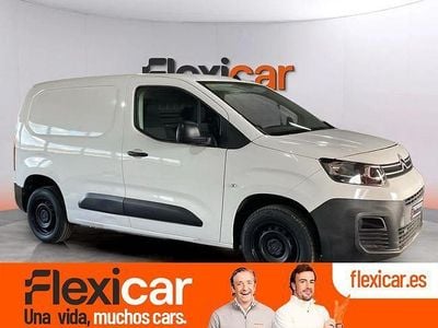 Usado Citroën Berlingo Feel 102 CV (75 kW) 2021 Blanco Monovolumen