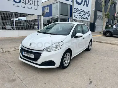 Usado Peugeot 208 Access 75 CV (55 kW) 2017 Blanco Utilitario