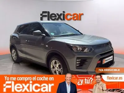 Usado SsangYong Tivoli 135 CV (99 kW) 2024 Gris SUV