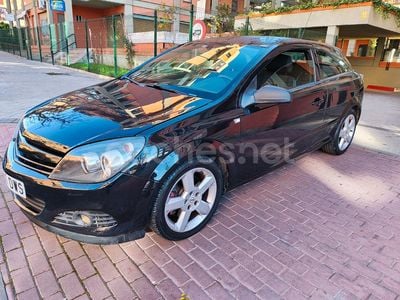 Opel Astra GTC