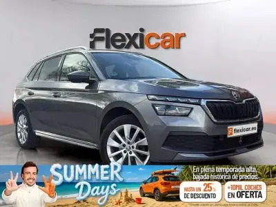 Usado Skoda Kamiq Style 150 CV (110 kW) 2022 Gris SUV