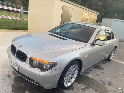 Gris / plata Usado 2006 BMW 735 Berlina | 9900 €