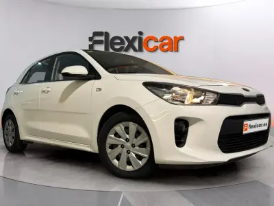 Occasion Kia Rio 84 PK (61 kW) 2018 Wit Sedan