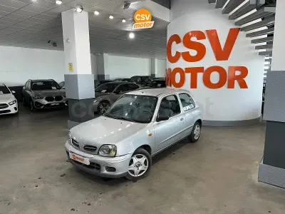 Usado Nissan Micra Visia 65 CV (47 kW) 2003 Gris / plata Utilitario
