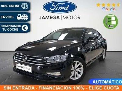 Usado VW Passat 122 CV (89 kW) 2021 Negro Familiar