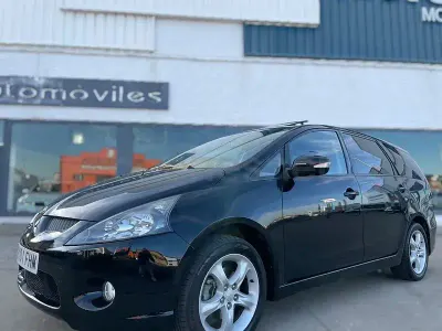 Usado Mitsubishi Grandis Intense+ 136 CV (100 kW) 2007 Negro Monovolumen