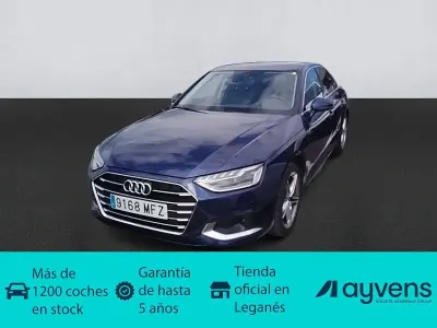 Begagnad Audi A4 Advanced Plus 163 HK (119 kW) 2023 Blå Sedan