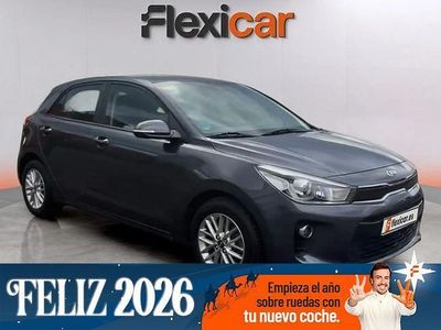 Gris / plata Usado 2017 Kia Rio Berlina | 11.190 € (Precio justo)
