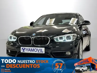 Begagnad BMW 118 Advantage 150 HK (110 kW) 2016 Svart Halvkombi
