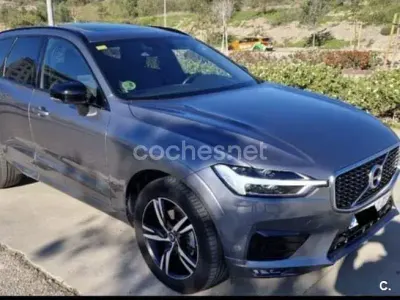 Usado Volvo XC60 R-Design 190 CV (139 kW) 2020 Gris / plata SUV