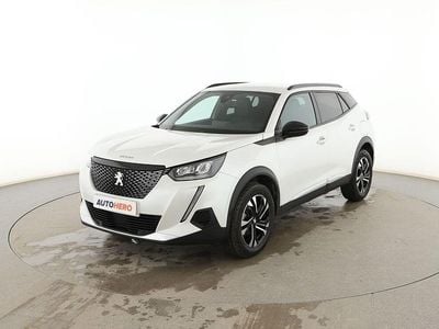 Usado Peugeot 2008 Allure 101 CV (74 kW) 2023 Blanco SUV