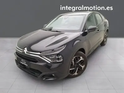 Usado Citroën C4 Feel 130 CV (95 kW) 2021 Negro