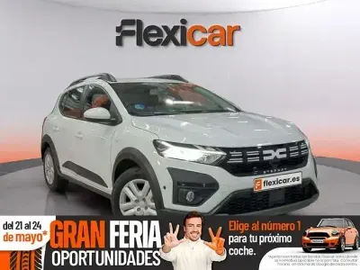 Usado Dacia Sandero Expression 101 CV (74 kW) 2024 Blanco