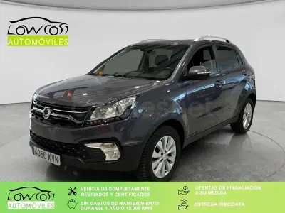 Usado SsangYong Korando Limited 178 CV (130 kW) 2019 Gris / plata SUV