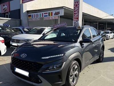 Usado Hyundai Kona 141 CV (103 kW) 2022 Gris SUV