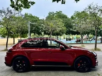 Usado Porsche Macan Turbo 400 CV (294 kW) 2015 Granate SUV