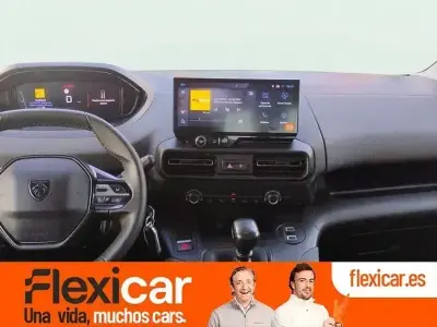 Usado Peugeot Rifter Allure 100 CV (73 kW) 2025 Blanco Monovolumen