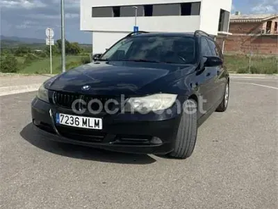 Käytetty BMW 318 122 HP (89 kW) 2007 Musta Farmari