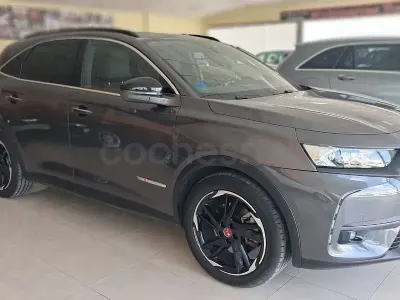 Usado DS Automobiles DS7 Crossback Performance 225 CV (165 kW) 2021 Gris / plata SUV