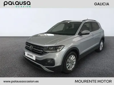 Usado VW T-Cross Advance 110 CV (80 kW) 2021 Gris SUV